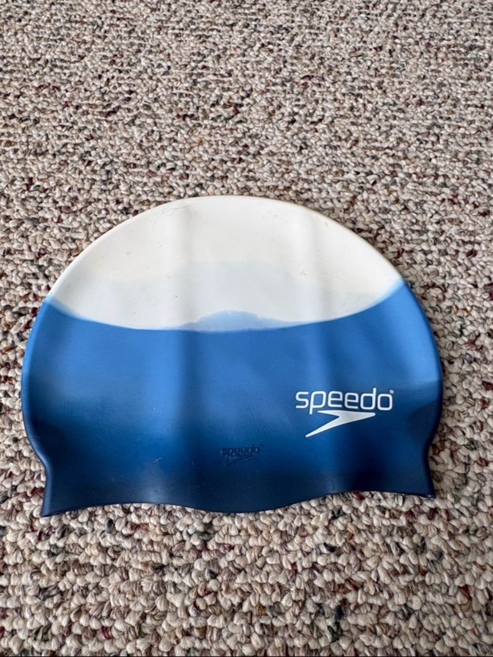 Speedo Blue & White Two-Tone Silicone Adult Swim Cap